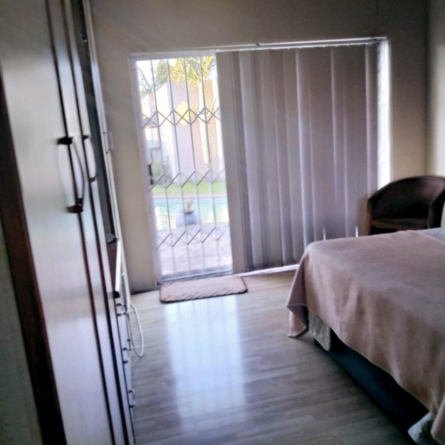 5 Bedroom Property for Sale in Greenfields Eastern Cape